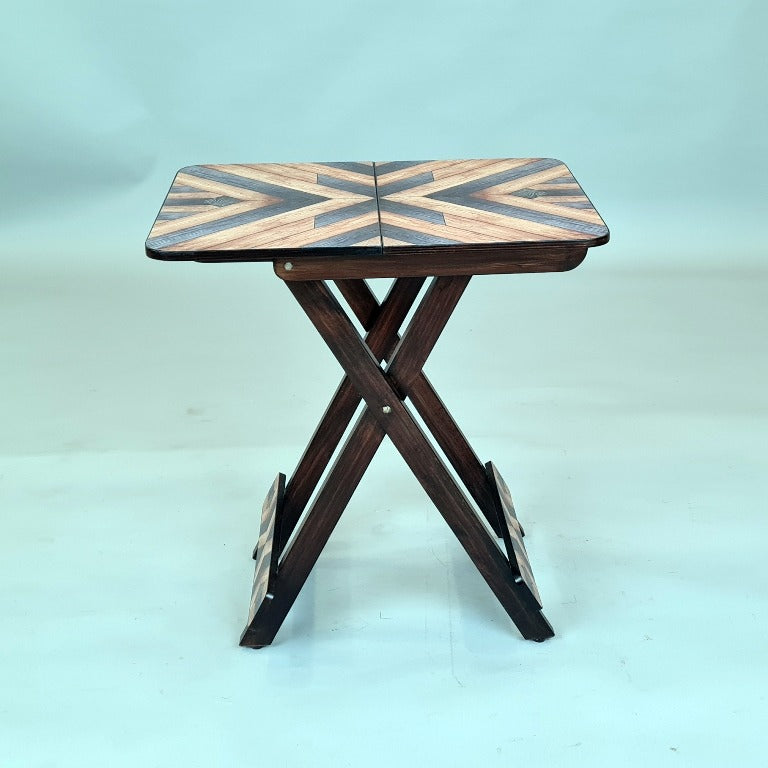 The Compact Folding Table