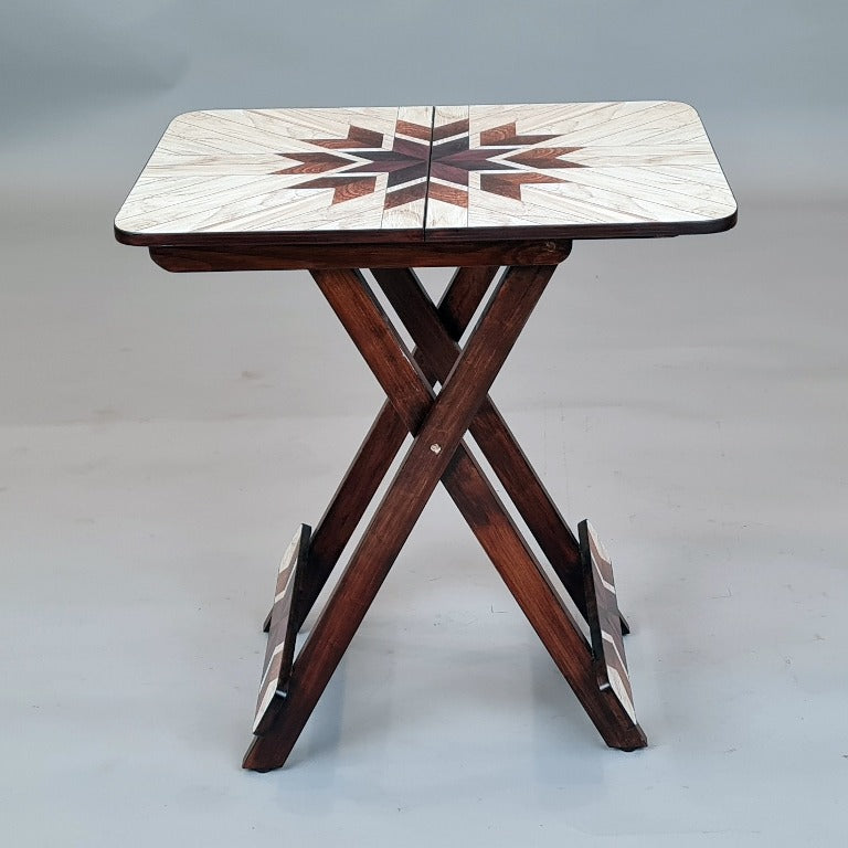 The Compact Folding Table