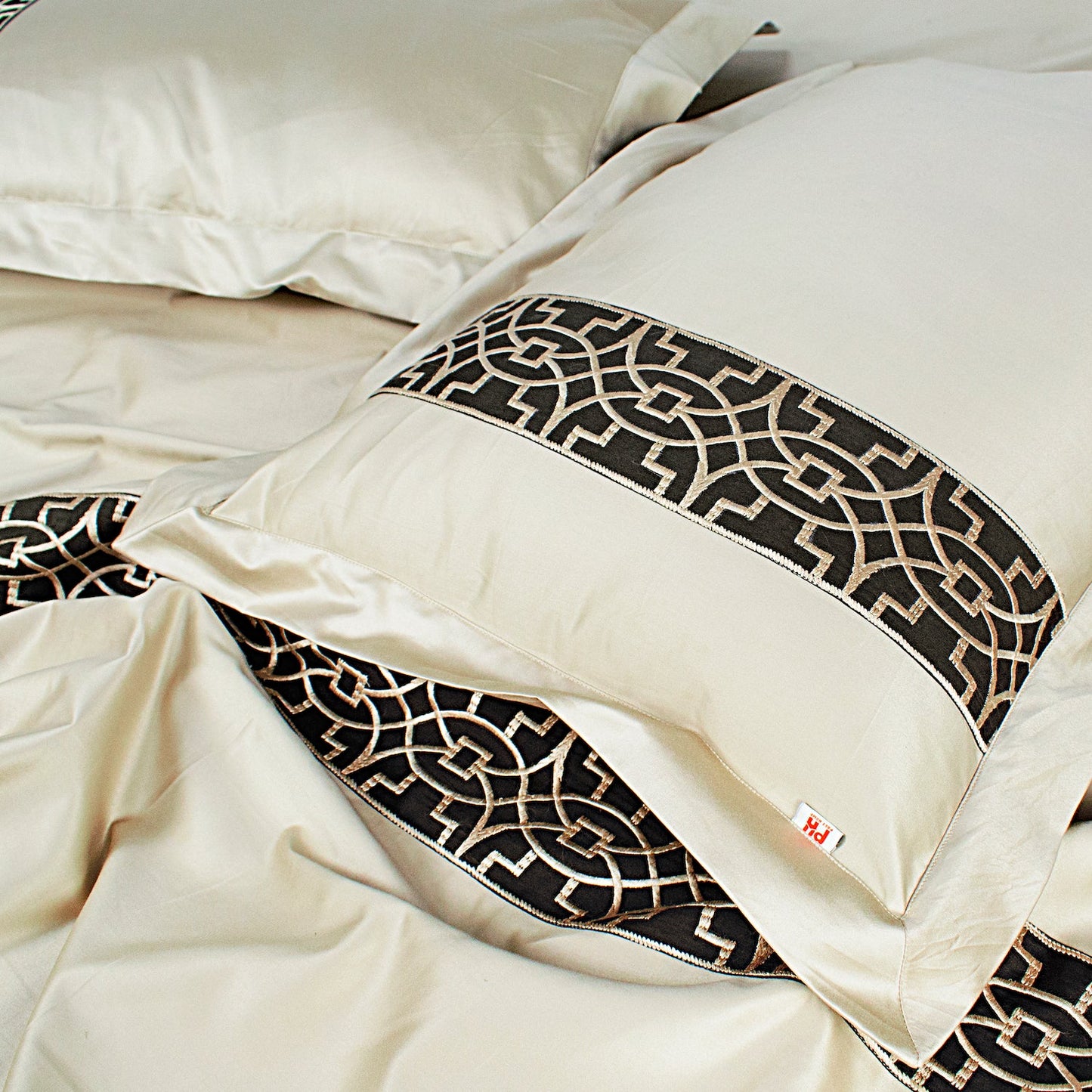 Venice Bedsheet 500-Thread-Count