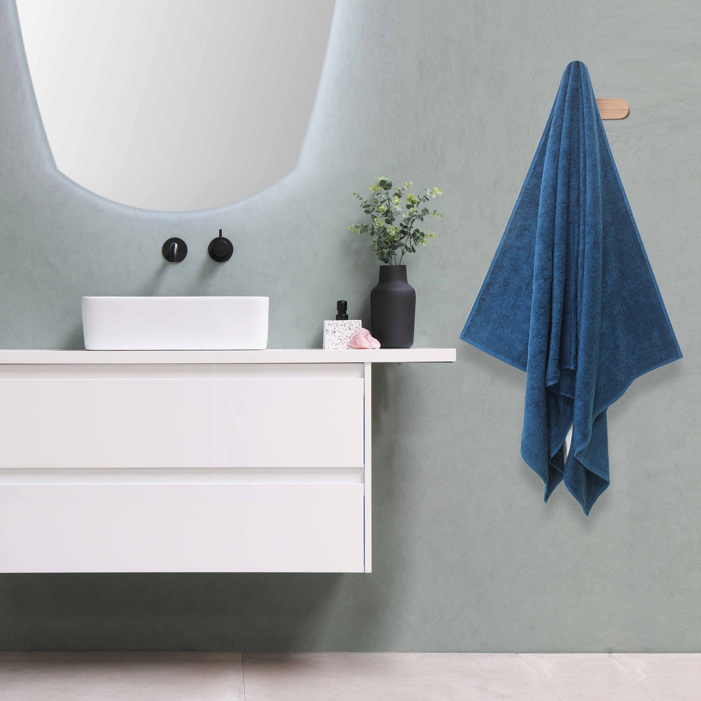 Cotton Luxurious Bath Towel Neptune Blue