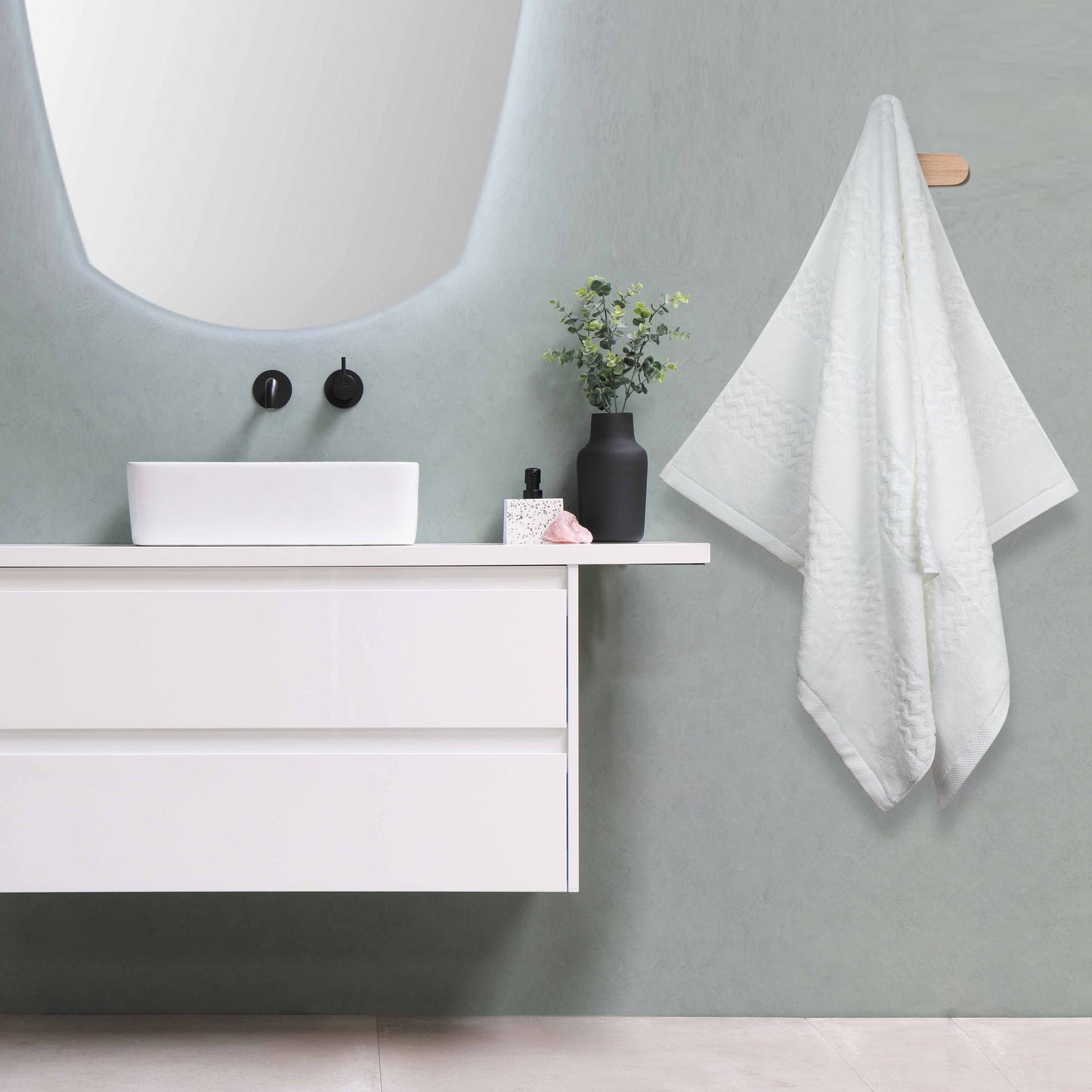 Cotton Swiss Luxury White Towel