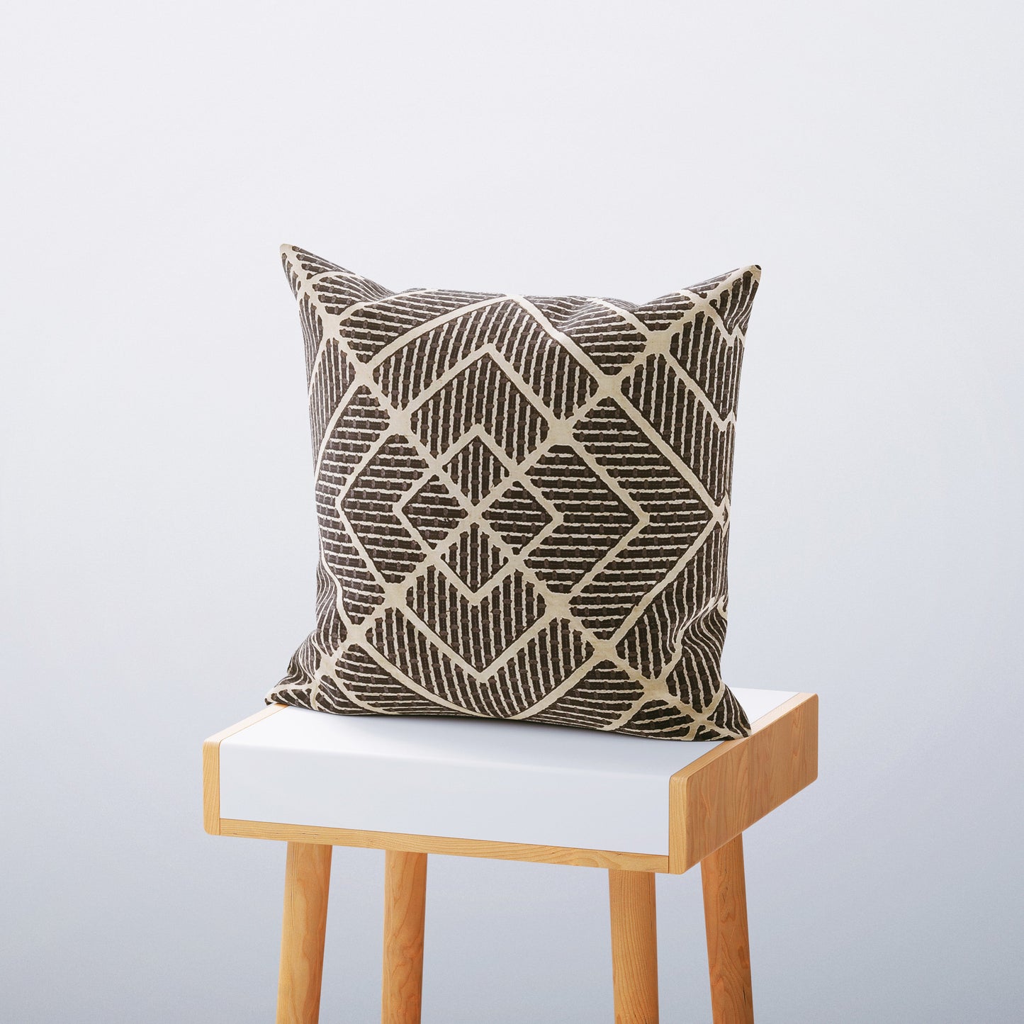 Cushion Cover Black & Cream Graphic